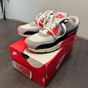 Nike Air Max 90 infrareds size 6.5 preowned